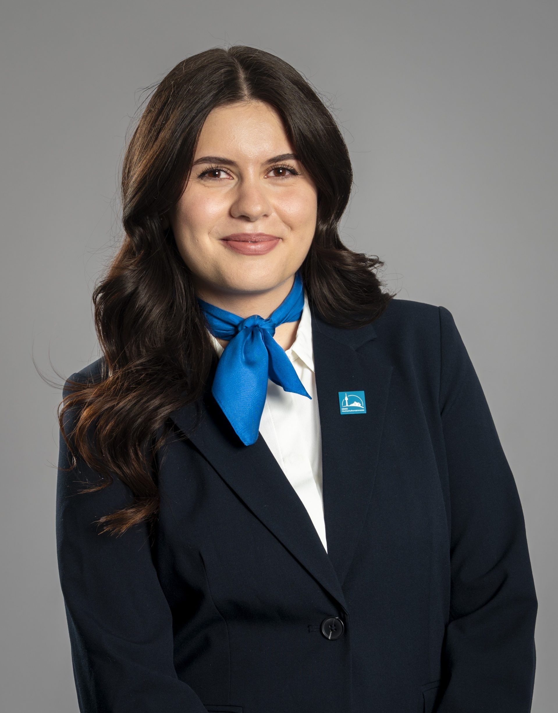 Asli Einzelfoto_cut